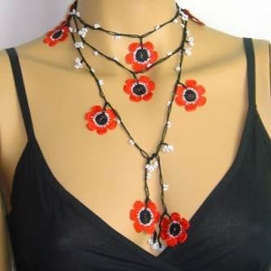 POPPY Black and Red Crochet beaded flower lariat necklace with white beads